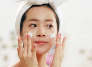 Bí quyết chăm sóc da nhờn lỗ chân lông to hằng ngày hiệu quả tại nhà